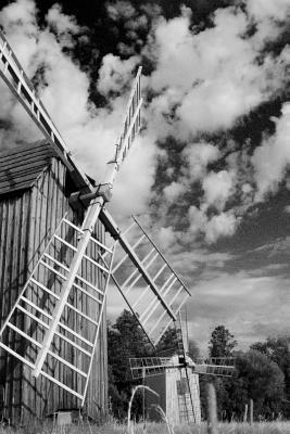 Download Windmills of Poland in Black and White: Blank 150 Page Lined Journal for Your Thoughts, Ideas, and Inspiration -  file in PDF